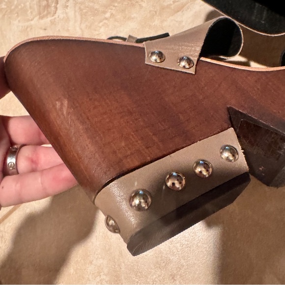 New Charles David "Teisha"Leather, Wood, Studs Platform Sandals-Size 10 41 - Picture 6 of 13